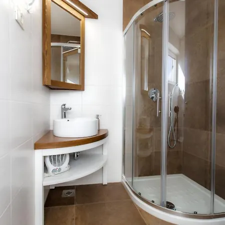 Luxury Pool Gradin - Happy Villa *