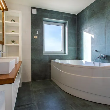 Villa Luxury Pool Gradin - Happy Gračišče